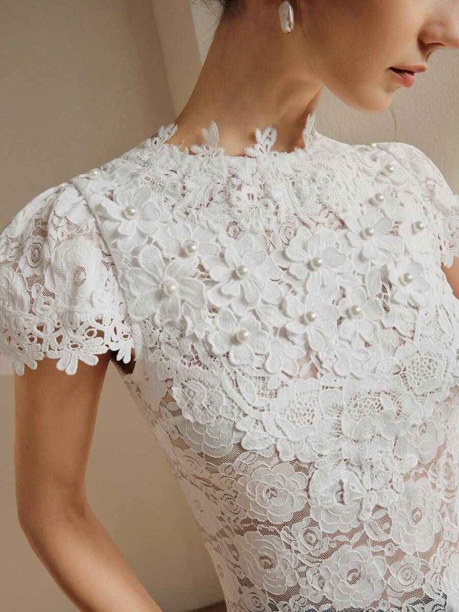 Anewsta Women's New Lace Patchwork Hollow Elastic Lace Floral Fitted Blouse, Suitable For Mother's Day, Spring/Summer - White - View 1