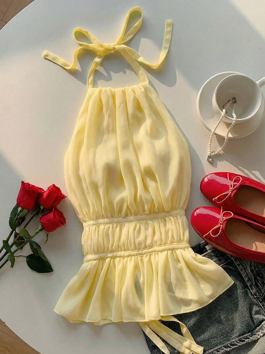 SHEIN EZwear Áo hai dây màu vàng xếp ly, cổ yếm, hở lưng, thắt eo dành cho nữ, thích hợp cho mùa xuân/hè. - Vàng nhạt - Xem 1