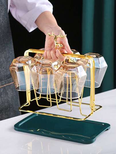 1pc Exquisite Gold Wrought Iron Reindeer Cup Holder/Drainer Rack. Perfect For Displaying Glassware, Mugs, Vacuum Insulated Cups, And Wine Glasses. A Central Decorative Piece, Suitable As A Holiday Gift For Home Kitchens, Living Rooms, Tea Rooms, Dining Rooms, Bars, And Cafes. Ideal For All Seasons.