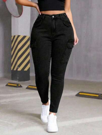 Pantalones de Mezclilla Cargo para Mujer Talla Grande - Ajuste Entallado, Comodidad Elástica y Diseño de Bolsillo con Tapa. ¡Estilo Único que Debes Tener!