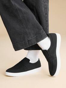 CUCCOO EASI Men's Fashion Simple And Comfortable Slip-On Casual Sports Shoes Board Shoes Non-Slip Students Four-Season Versatile Style Casual Student Sports Shoes Board Shoes - Black - View 7