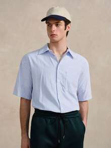 VeloEdit Camisa Social de Manga Curta Masculina Tecida com Listras e Bolso no Peito, Azul e Branca, Adequada para Uso Casual ou de Escritório no Verão, Gola de Algodão, para Amigos, Itens de Casal Tênis Preppy, Presente do Dia dos Pais, Dinheiro Antigo, para Namorado, Looks para Homens - Azul e Branco - Visão 3