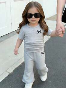 SHEIN Baby Girl Casual Everyday Commute Versatile Bow Print Ruffle Fitted Short Sleeve T-Shirt And Flare Pants Set, Spring/Summer/Autumn - Grey - View 2