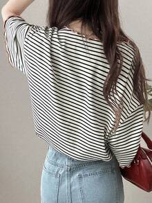 FRIFUL 女士波浪条纹宽松撞色滚边短袖T恤，夏季休闲装 - 米色 - 查看 6