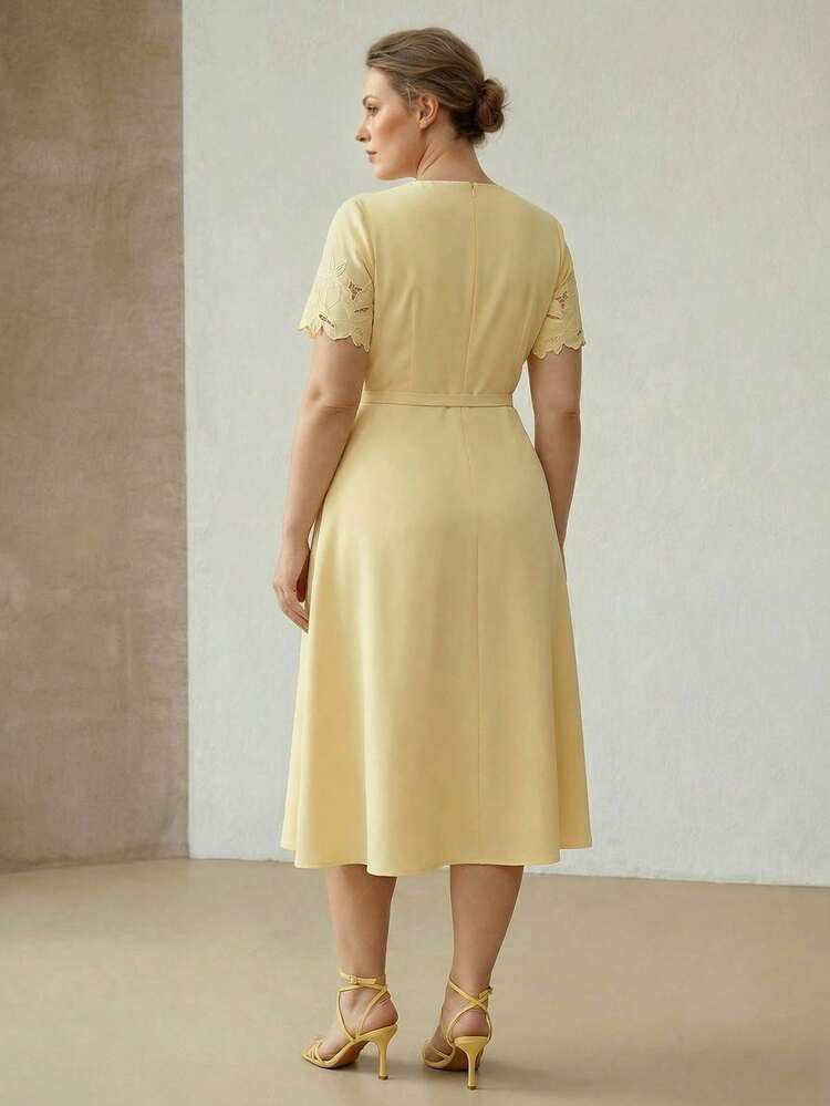 PLUS SIZE WOMEN LASER CUT EMBROIDERED FLORAL BUCKLE BELTED MID-LENGTH DRESS, SPRING/SUMMER