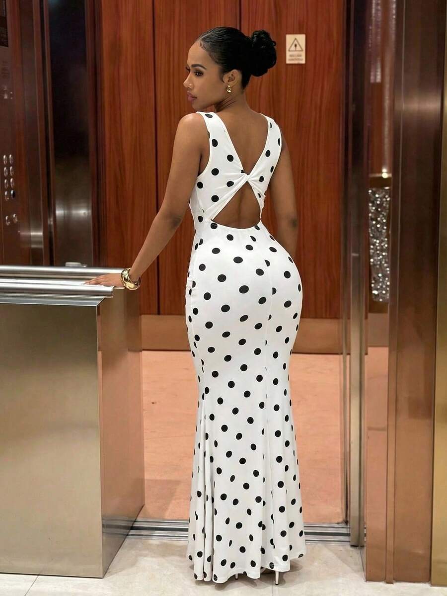 Slaydiva Mùa xuân mới, Lễ hội âm nhạc mùa xuân và mùa hè, Ngày lễ tình nhân, Lễ Phục sinh, Mùa cưới, Mùa lễ hội, Phong cách thường ngày và thanh lịch, Đi làm, Mặc hàng ngày, Trang phục công sở, Kỳ nghỉ, Tiệc tùng, Du thuyền, Tiệc tùng, Cơ bản, Hẹn hò hàng ngày, Cổ chữ V sâu, Không tay, Hở lưng, Thiết kế xoắn lưng, Váy đuôi cá, Chân váy màu mơ, Váy chấm bi đen, Váy dài nữ -Z