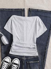 SHEIN 女童休闲复古1997数字及复古英文字母图案露肩短袖T恤，适合夏季返校及日常穿着 - 淺灰色 - 查看 2