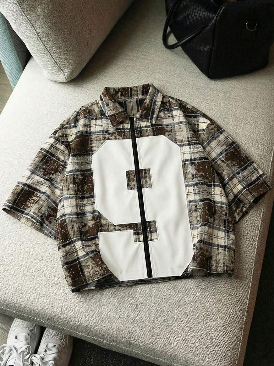 AXEPEAK 男士拼接格子数字图案拉链领休闲短袖衬衫 男士街头风衬衫 短款男士衬衫 男士宽松衬衫 - 彩色 - 查看 1