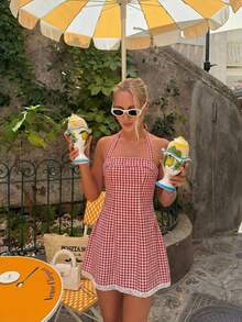 MainGRL Vestido curto xadrez casual feminino com decote halter, ideal para o verão. - Vermelho e branco - Ver 1