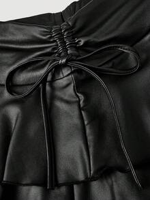 SHEIN MOD Petite Fit For The 150-160cm, Petite Perfect,  Women's Black Low-Waist Double-Layer Coated Mini Skirt - Black - View 3