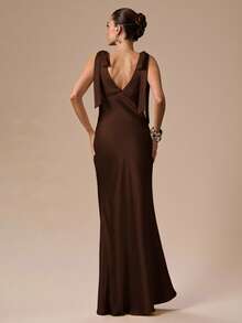 xheSHEIN  Vestido de unicolor minimalista y sexy de cuello en V profundo, espalda descubierta y lazo, color amarillo crema, adecuado para fiestas, cócteles, ocasiones formales, dama de honor, cumpleaños, Navidad, casual de negociosxhe - Café integral - Ver 2