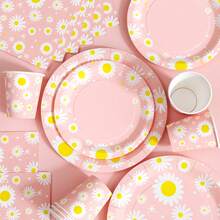 粉色雏菊花园一次性餐盘、餐巾纸和杯子套装，可供20位客人使用。这款一次性派对套装（包括餐盘、餐巾纸和杯子）非常适合生日派对、婚礼和家庭野餐。 - 查看 3