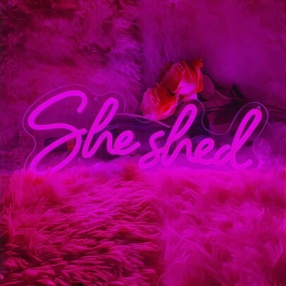 1个粉色“她小屋”霓虹灯招牌，可调光字母LED壁灯，USB供电装饰灯，适用于家庭酒吧、她小屋和客房