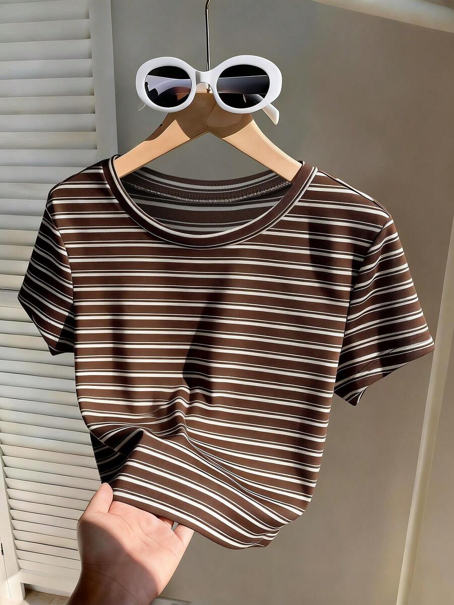 Resyla Women's Striped Round Neck Short Sleeve Cropped Top, Fitted Design, Spring/Summer - Brown - View 1