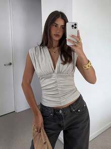 Siren Gaze 女士休闲褶皱V领无袖T恤，夏季 - 杏色 - 查看 9