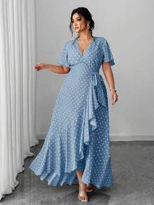 SHEIN Unity Vestido envolvente de lunares talla grande con cintura anudada, volantes en el bajo y abertura lateral - Azul - Ver 2