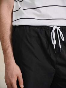 Courvante Quần short nam dáng rộng có dây rút eo và túi xéo, thích hợp cho tennis, thể thao mùa hè, quà tặng Ngày của Cha. - màu đen - Xem 8