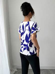 Elenzga 女士优雅时尚通勤休闲度假圆领短袖撞色滚边宽松印花衬衫（随机印花） - 藍色 - 查看 2