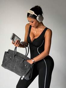 Dewbera Mono con cuello en V, cremallera frontal, rayas de contraste y espalda descubierta para mujer, adecuado para uso diario casual, correr, yoga, gimnasio, tenis, golf, primavera/otoño - Negro - Ver 2