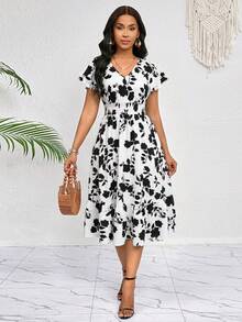 SHEIN Lady Đầm nữ thanh lịch cổ chữ V tay bồng họa tiết hoa, thích hợp cho kỳ nghỉ. - Đen và trắng - Xem 6