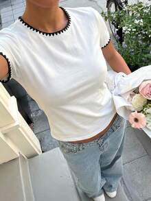 Muchica Damen Farbblock T-Shirt mit Blumenverzierung, Mehrfachpackung - Schwarz und Weiss - Übersicht 8
