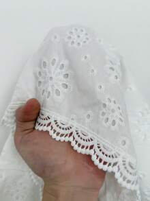 GalTyme Plus Size White Solid Lace Patchwork Hollow Out Embroidery Casual Shorts,Summer Boho Beach Holiday Elegant Vacation Fairycore Y2k Chic - White - View 8