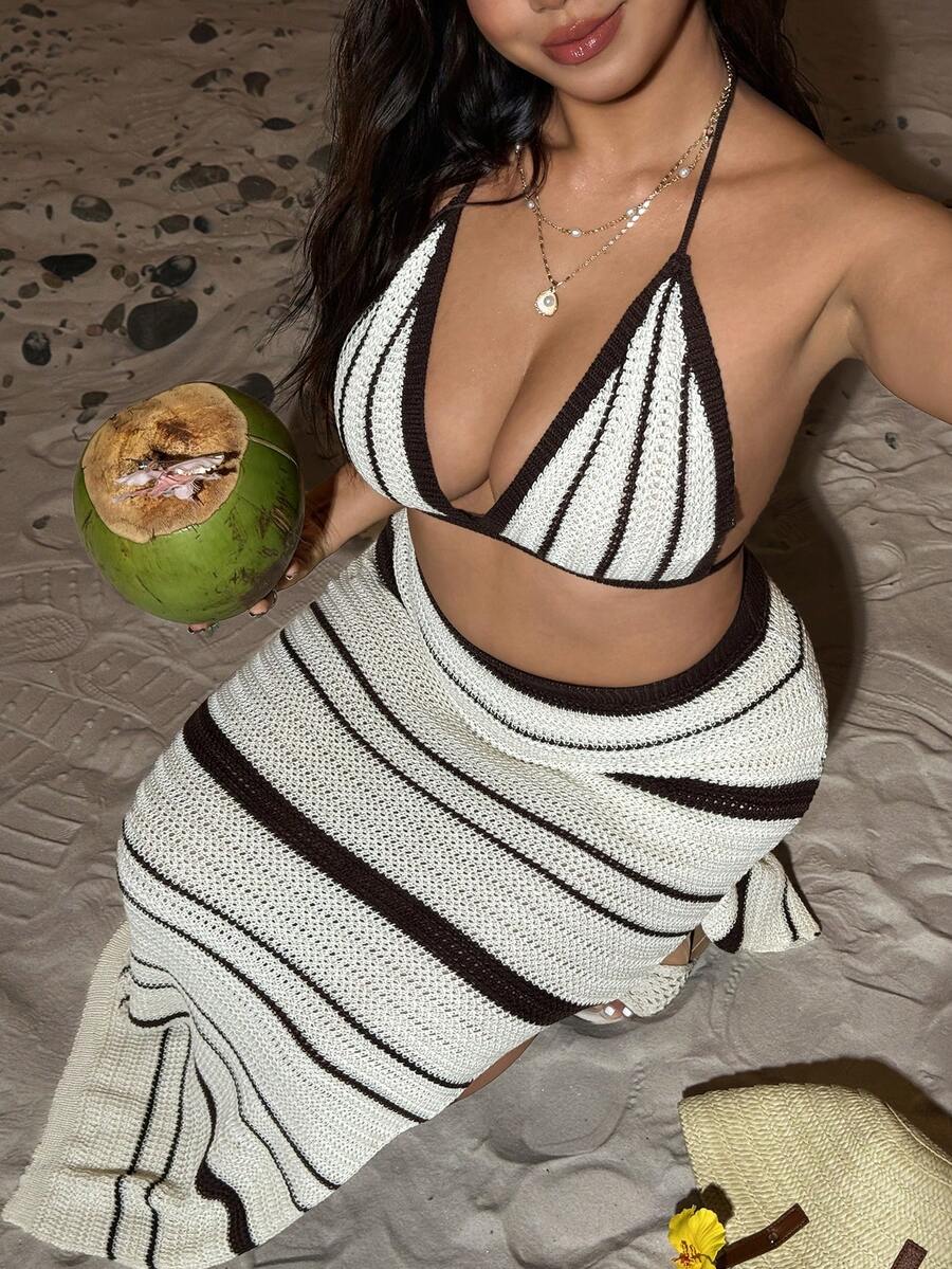 SHEIN EZwear 大码女式毛衣套装，性感休闲优雅露背系带露脐上衣和侧开衩半裙，撞色条纹两件套，女士沙滩装，女士沙滩罩衫，比基尼罩衫套装，女士泳装罩衫，度假装，女士度假服饰 - 彩色 - 查看 1