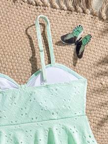 SHEIN Dziewczęcy komplet bikini na ramiączkach spaghetti, jednokolorowy, dwuczęściowy kostium kąpielowy z wycięciami i falbankami, modny, swobodny i elegancki, odpowiedni na pływanie, wakacje, plażę, basen, imprezę świąteczną - Zielony - Zobacz 4