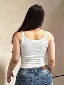 Dazy Plus Camiseta y top sin mangas cortos de talla grande de unicolor con cuello medio abierto y ajuste ceñido para el verano - Blanco - Ver 2