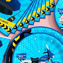 蓝色背景星空城市车站一次性餐盘、餐巾纸和杯子套装，可供20位客人使用。这款一次性派对套装（包括餐盘、餐巾纸和杯子）非常适合生日派对、婚礼和家庭野餐。 - 查看 5