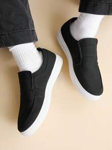 CUCCOO EASI Men's Fashion Simple And Comfortable Slip-On Casual Sports Shoes Board Shoes Non-Slip Students Four-Season Versatile Style Casual Student Sports Shoes Board Shoes - Black - View 9