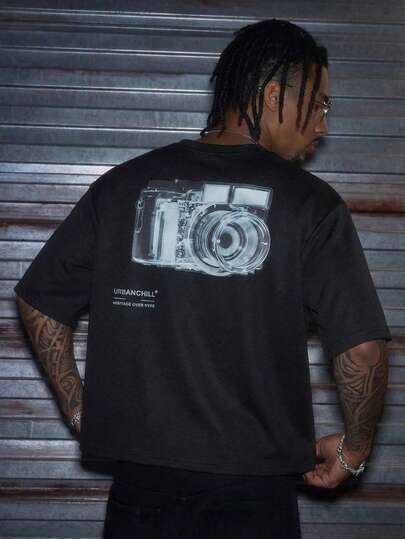 AXEPEAK 标准尺寸男士黑色短款相机印花T恤，夏季时尚