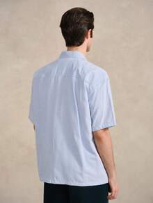 VeloEdit Camisa Social de Manga Curta Masculina Tecida com Listras e Bolso no Peito, Azul e Branca, Adequada para Uso Casual ou de Escritório no Verão, Gola de Algodão, para Amigos, Itens de Casal Tênis Preppy, Presente do Dia dos Pais, Dinheiro Antigo, para Namorado, Looks para Homens - Azul e Branco - Visão 4