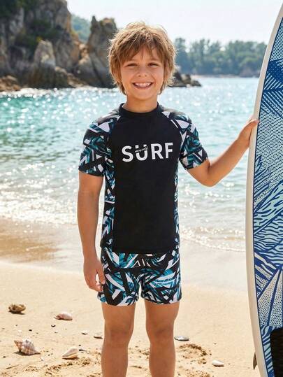 SHEIN 2pcs/Set Tween Boys' Casual Versatile Printed Pattern Round Neck Pullover Short Sleeve Swimsuit & Swim Trunks Set