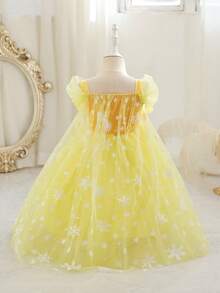 Glamorique Kids Đầm công chúa lưới màu vàng cho bé gái, đầm phồng voan in họa tiết bông tuyết, viền lông trắng, đính sequin vàng, trang phục dự tiệc, đầm dạ hội thanh lịch, hàng mới về mùa Thu/Đông, phù hợp mọi mùa, phong cách Trung Đông & Châu Âu, chất liệu mềm mại và thoải mái, thời trang Xuân/Hè 2026, thời trang mới SS26, đồ cần thiết cho kỳ nghỉ, trang phục mùa hè cho trẻ em. - Màu vàng - Xem 2