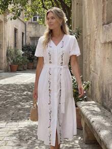 Hansera Đầm nữ tay ngắn cổ chữ V thêu, dáng dài, size thường, mùa xuân/hè 2026. - trắng - Xem 5