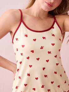 SHEIN 2 件情人节心形印花吊带背心和荷叶边下摆短裤睡衣套装 - 杏色 - 查看 6