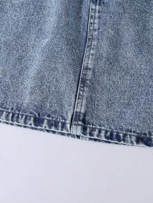 Tween Girls' Street Style Denim Set, Spring/Summer, Light Blue Denim Color, Spaghetti Strap Tank Top With Button & Faux Pocket Design, Paired With Light Blue Denim A-Line Mini Skirt, Soft & Comfortable Fabric, Fashionable & Versatile For Outdoor Wear - Light Wash - View 7
