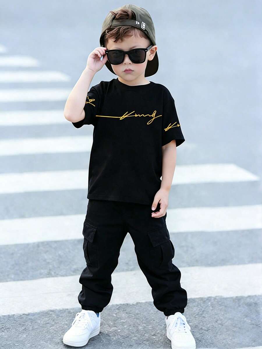 Bộ 2 món gồm áo thun cổ tròn tay ngắn và quần cargo in hình vua dành cho bé trai, thời trang và thoải mái, thích hợp cho các bữa tiệc, tụ họp, mùa xuân/hè. - Nhiều màu - Xem 1