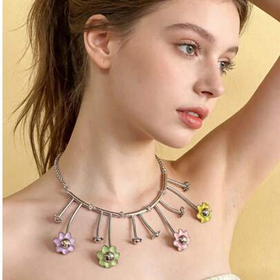Joivida Flower Shaped Colorful Enamel Cubic Zirconia Necklace, Poseable Design, Flower Choker Exquisite ,Versatile Women's Daily Sweater Jewelry,Women Jewelry Gifts