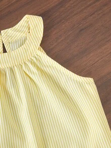 SHEIN Bộ áo yếm và quần dài kẻ sọc đa năng dành cho bé gái tuổi teen, tươi mát và năng động, phù hợp cho kỳ nghỉ, du lịch và nhiều dịp khác nhau. - Màu vàng - Xem 4