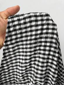 Sunspun Casual Round Neck Double-Breasted Pleated Fitted Shirt - Black and White - View 7