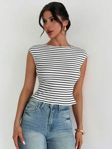 Firerie 优雅圆领宽松休闲百搭无袖针织T恤，适合外出、校园、教师着装、日常穿着、通勤、休闲等场合。 - 黑與白 - 查看 13