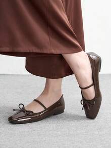 CUCCOO BIZCHIC 女士休闲纯色蝴蝶结装饰百搭平底乐福鞋，圣诞节必备 - 棕色1 - 查看 5