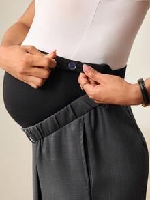 MaterniWear Quần short bầu thường ngày, cạp chun điều chỉnh được. - Màu xám đen - Xem 6