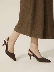 CUCCOO BASICS Women Pumps - Brown - View 4