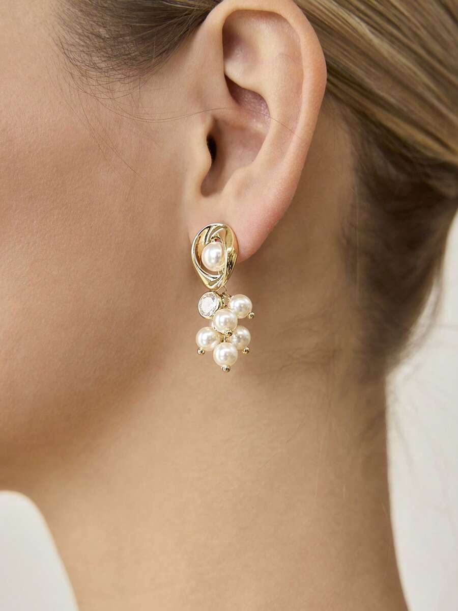 MOTF PREMIUM Pre Gold Plated Micro Inlaid Metallic Imitation Pearl Earrings - Yellow Gold - View 1