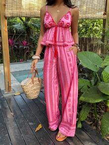 Sunnyshic 夏季休闲度假女装，玫红色花卉印花吊带背心，配流苏系带和宽松佩斯利波西米亚印花阔腿裤，适合海滩派对和休闲度假。 - 玫紅色 - 查看 4