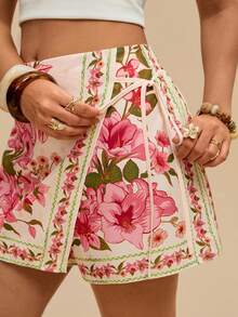 Travachic Plus Size Bohemian Casual Vacation Beach Shorts With Tie Decoration And Ruffle Hem For Women - Multicolor - View 3