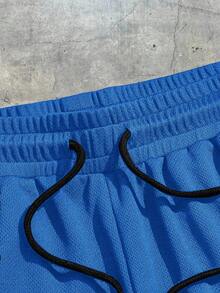 AXEPEAK Men Letter Patched Detail Contrast Trim Drawstring Waist Shorts - Royal Blue - View 3